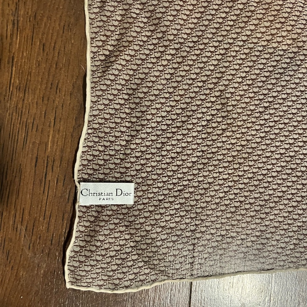 Christian Dior scarf 34” X 34” square silk  burgundy - Picture 7 of 7